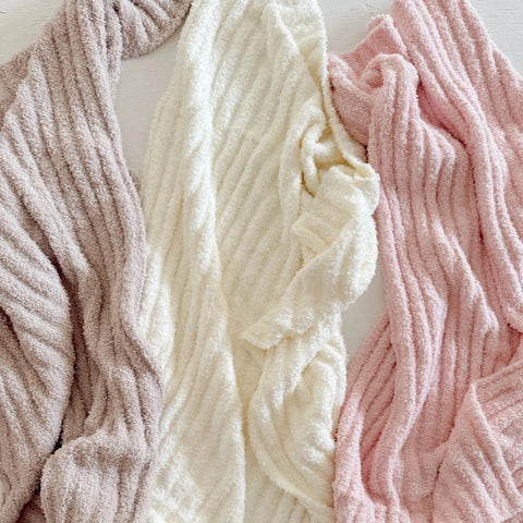 Soft Pink Wave Blanket