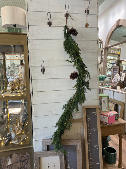 60" Twig Pine & Myrtle Garland