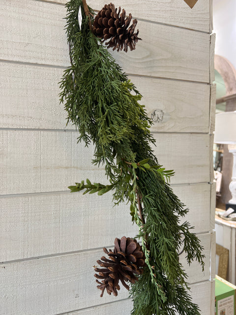 60" Twig Pine & Myrtle Garland