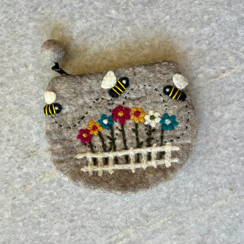 Felt Bee Pouch