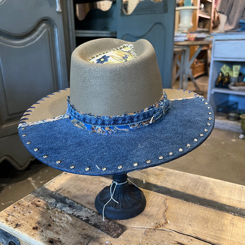 Billie Hat - SIX