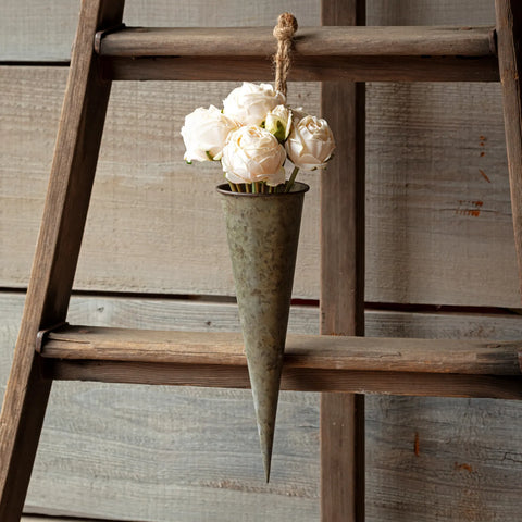 Metal Posey Holder