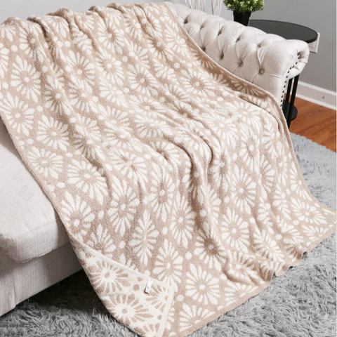 Floral Damask Throw Blanket - Beige