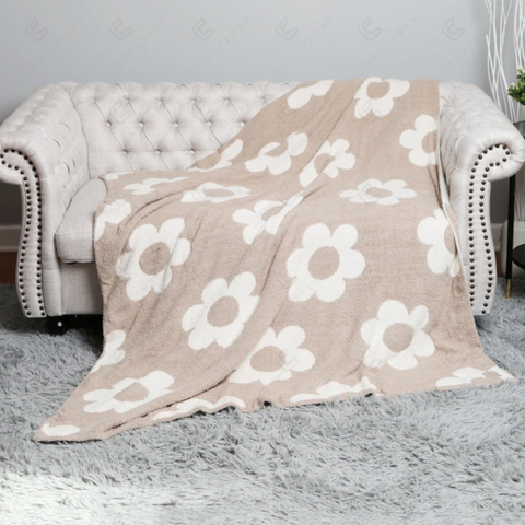 Retro Daisy Throw Blanket - Beige