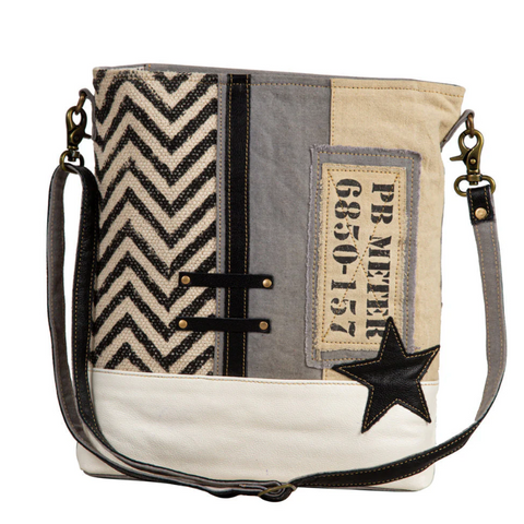 Globetrotter Patch Bag