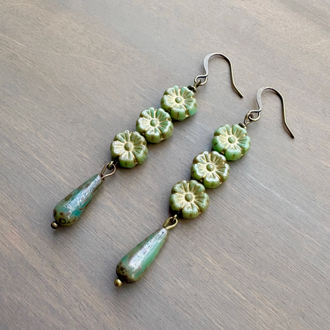 Marsh Green Garden Earrings