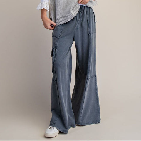 Shawnie Pant - Smoke