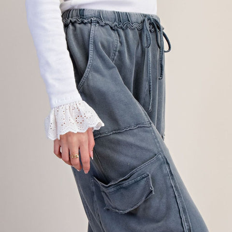 Shawnie Pant - Smoke